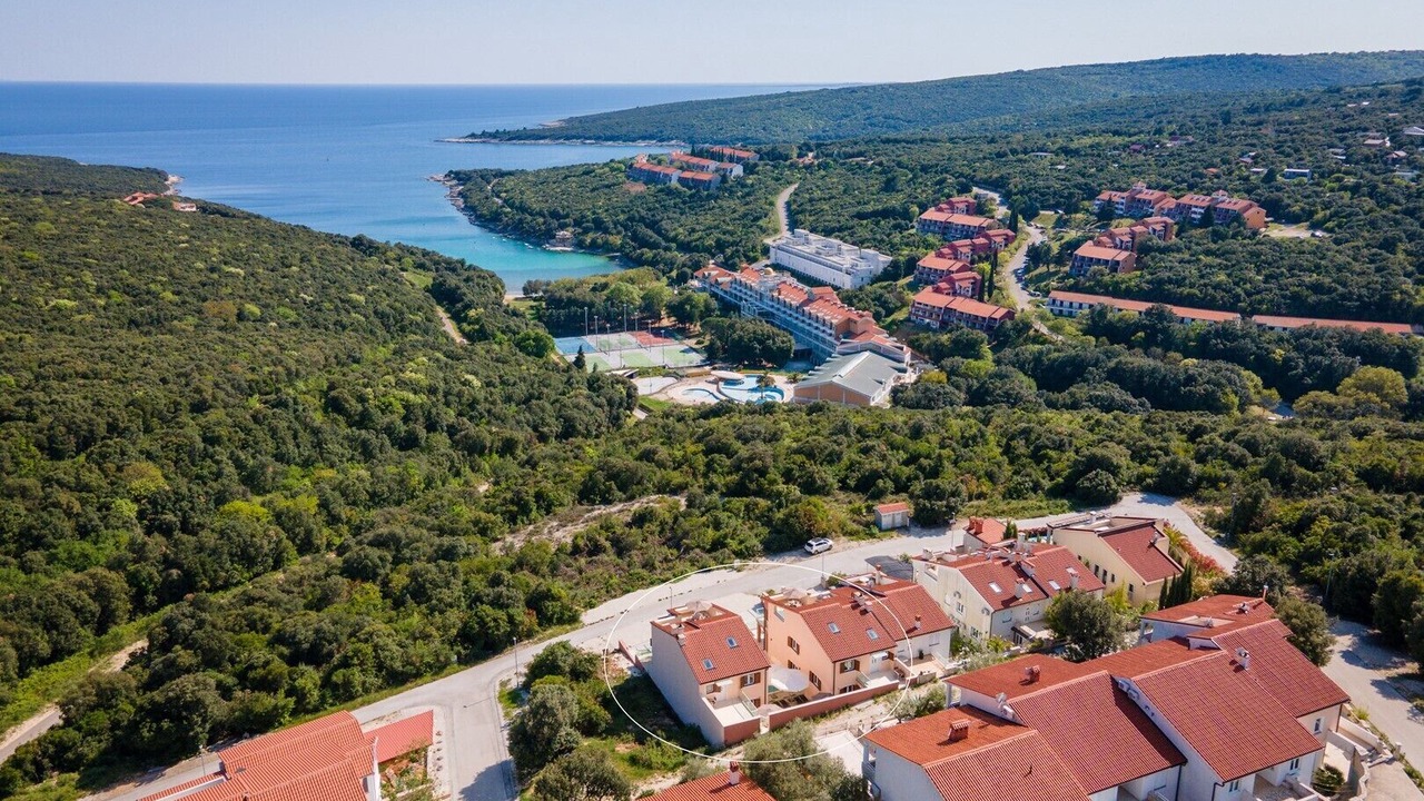 Photo of Outdoor in Segotici