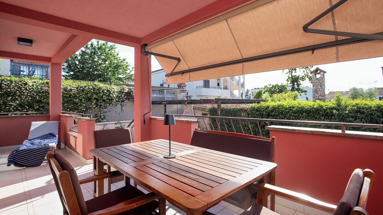 Photo of Outdoor in Spadici