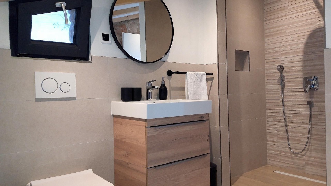 Photo of Bathroom in Zman