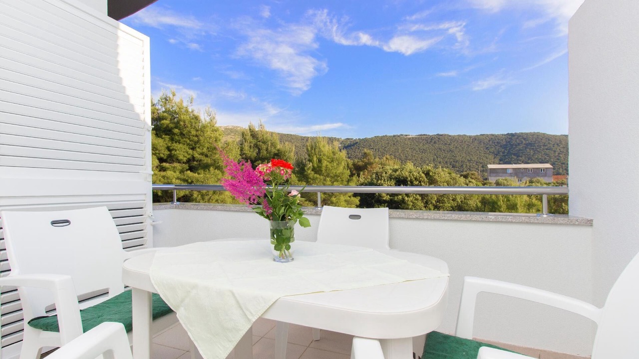 Photo of Outdoor in Grebastica