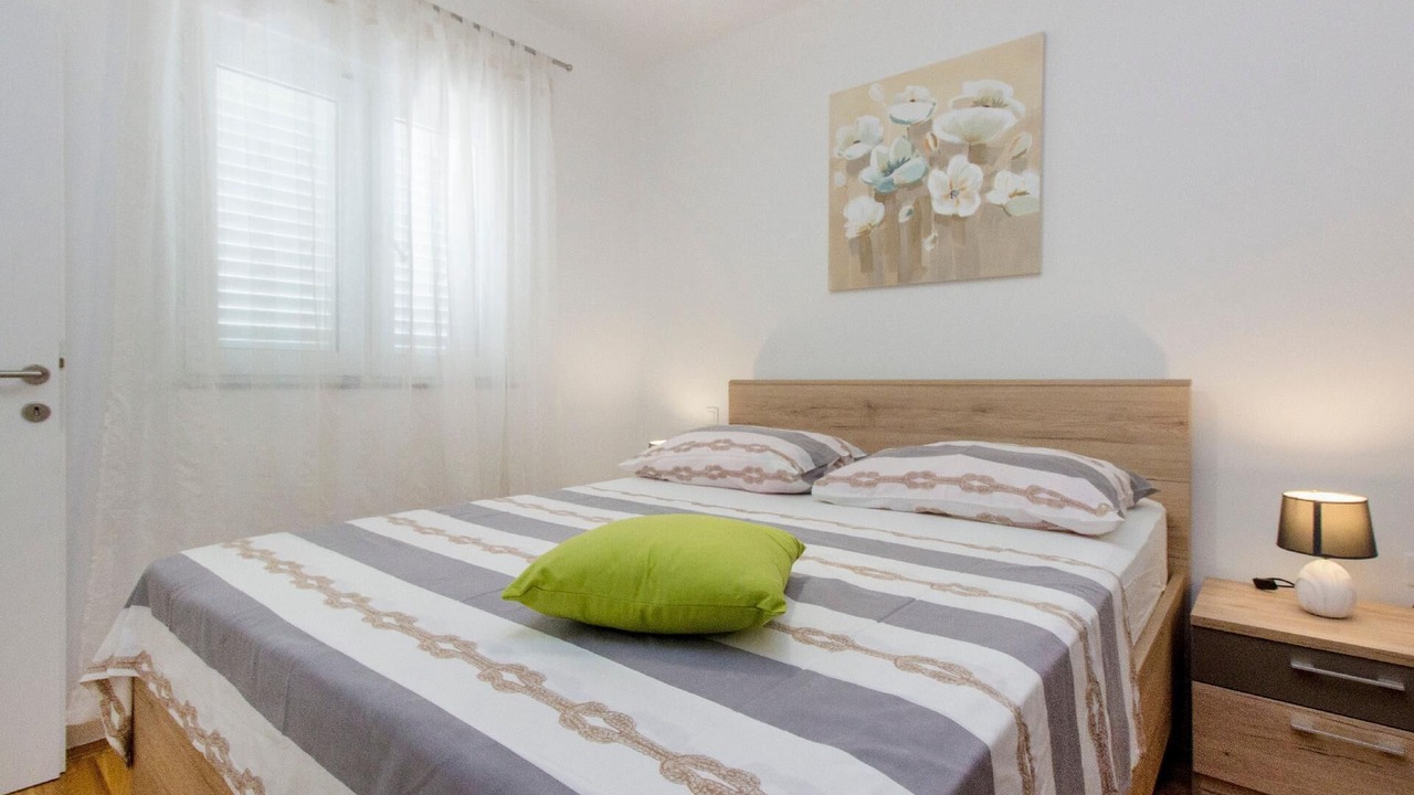 Photo of Bedroom in Grebastica