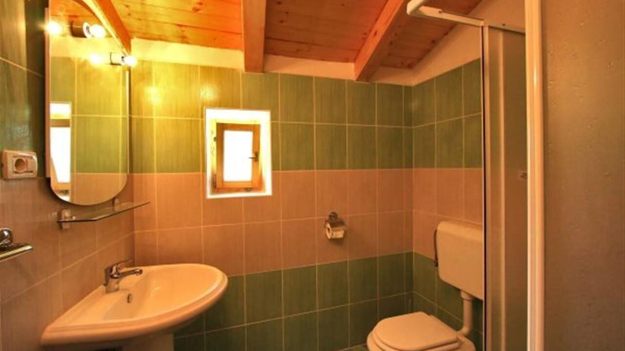 Photo of Bathroom in Orihi