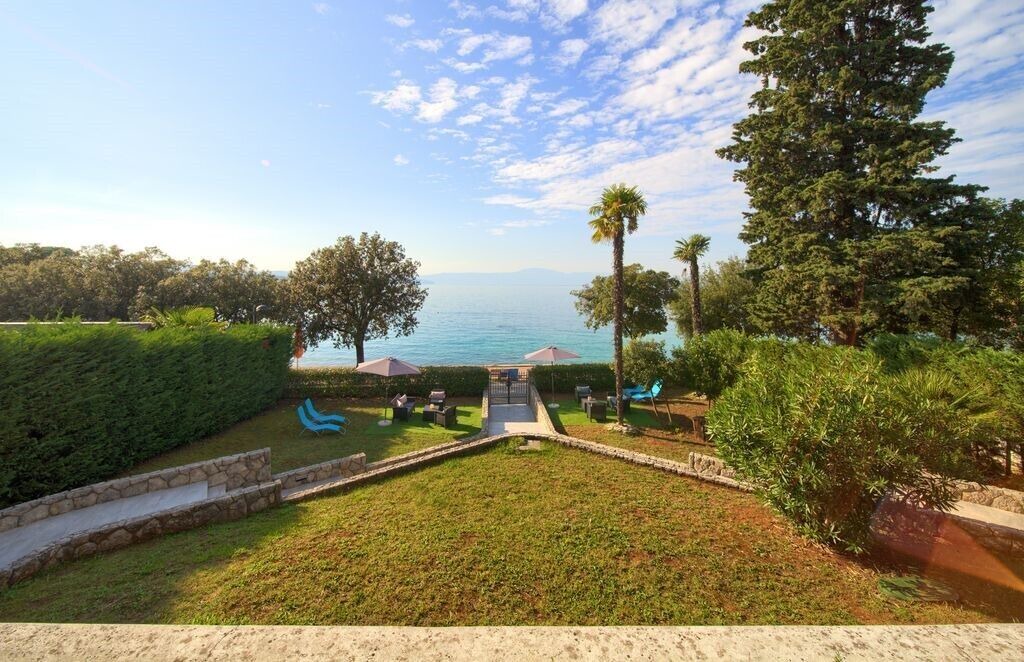 Photo of Patio Balcony in Malinska
