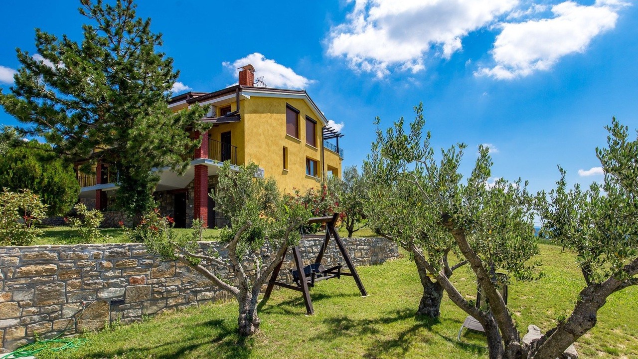 Photo of Outdoor in Vrh
