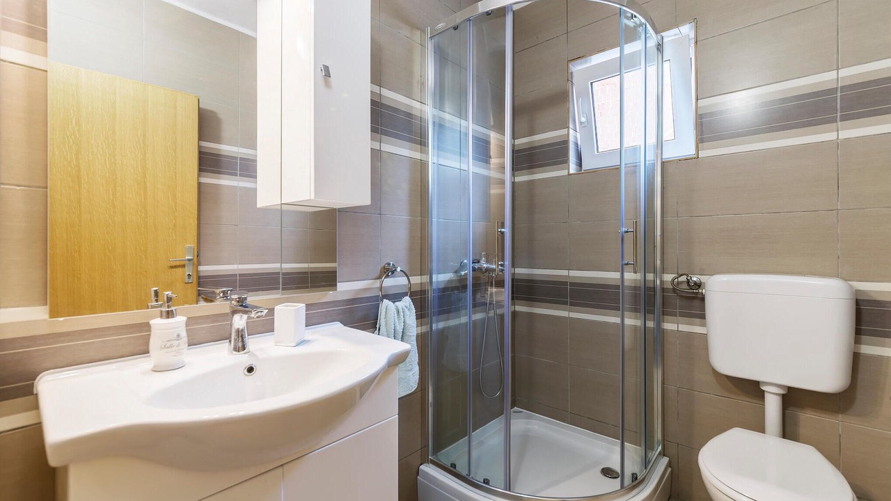Photo of Bathroom in Peroj