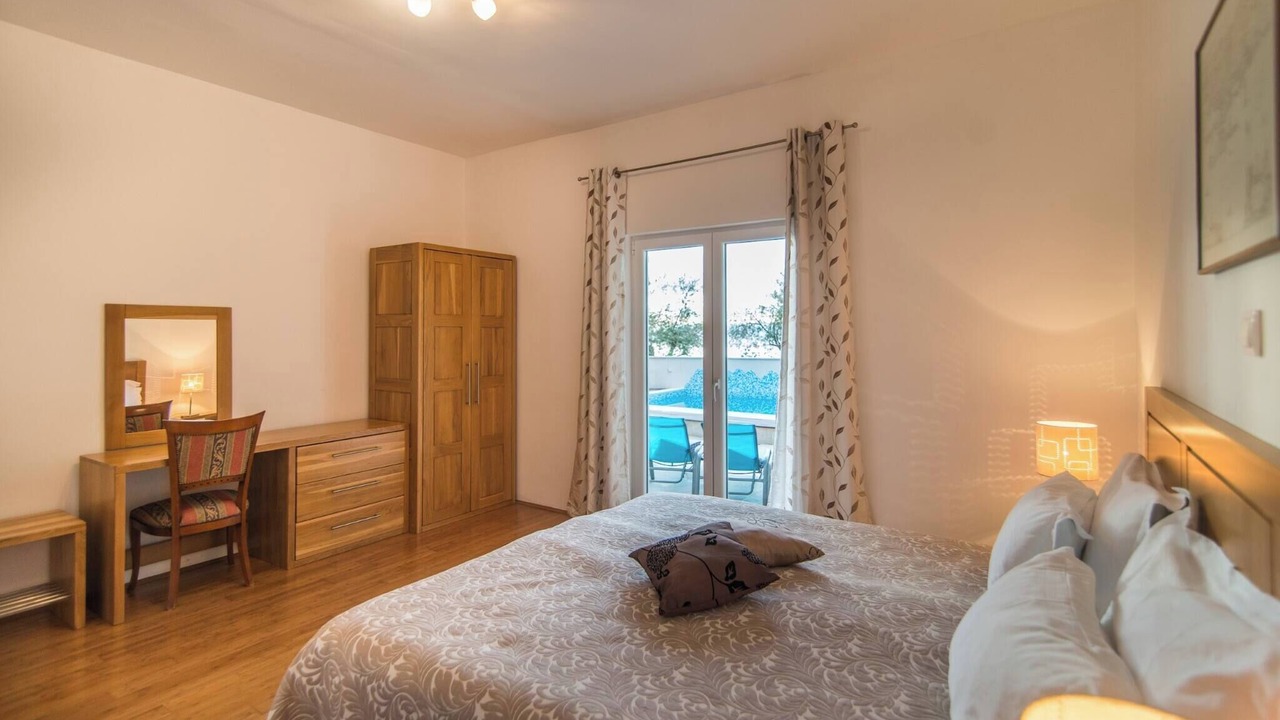 Photo of Bedroom in Mirce