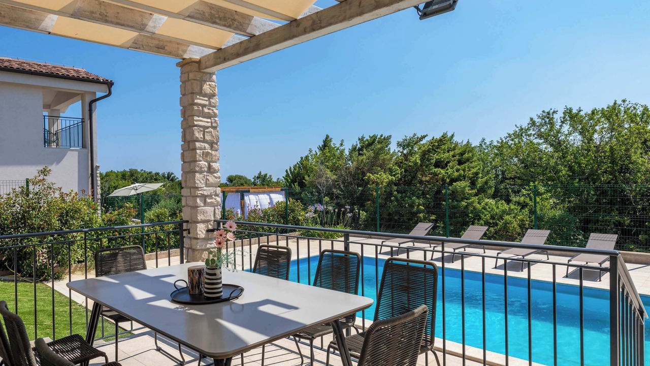 Photo of Outdoor in Diminici