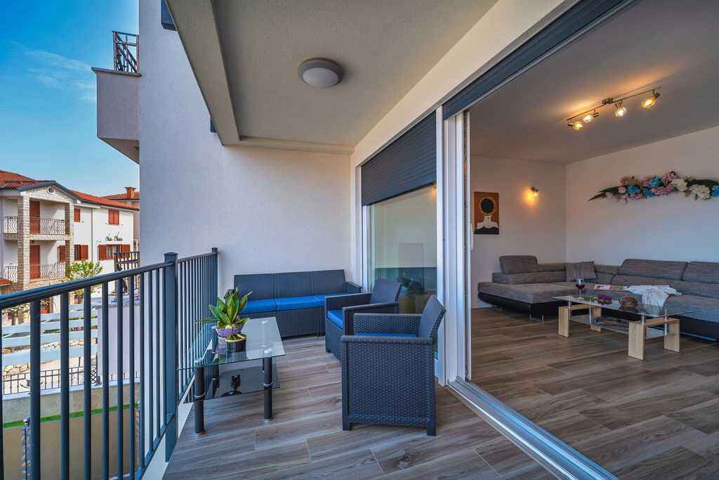 Photo of Patio Balcony in Porat