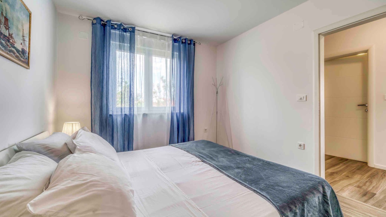 Photo of Bedroom in Porat