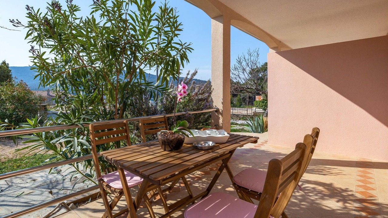 Photo of Patio Balcony in Cres