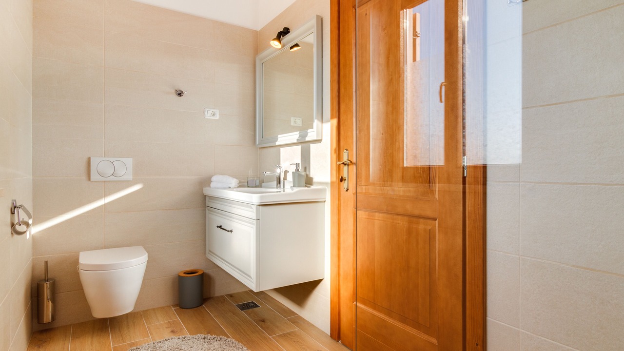 Photo of Bathroom in Glavani