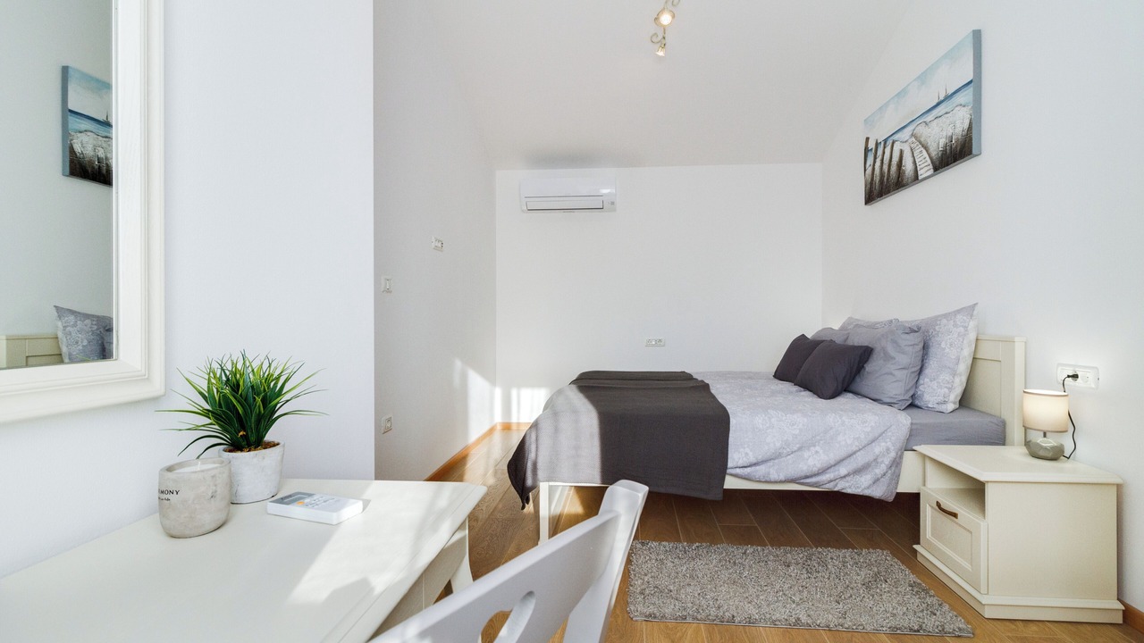 Photo of Bedroom in Glavani