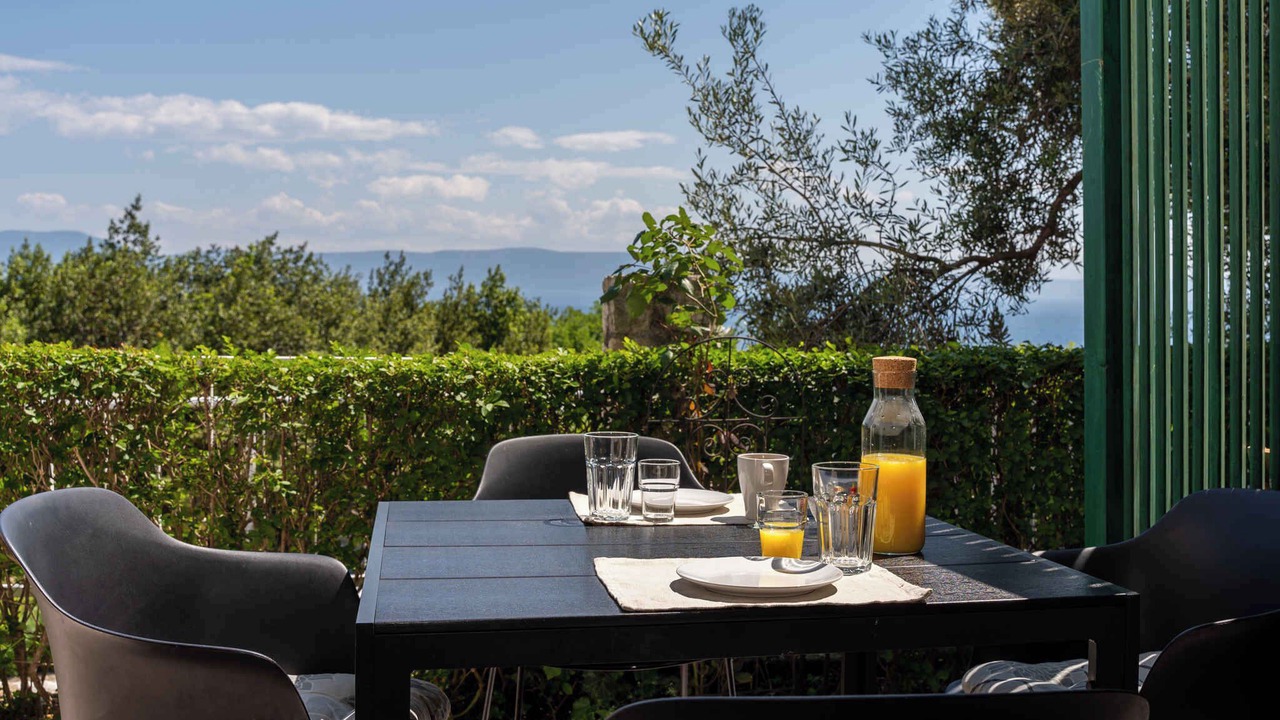 Photo of Outdoor in Ravni