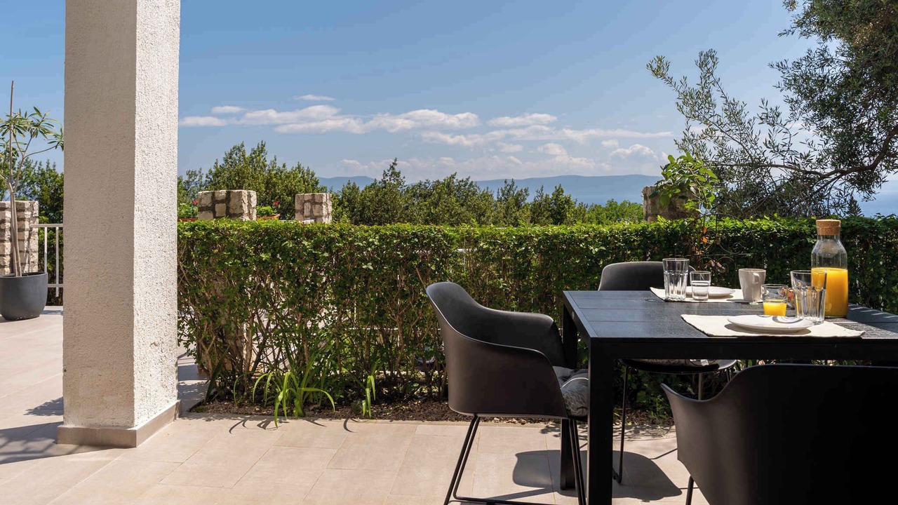 Photo of Outdoor in Ravni