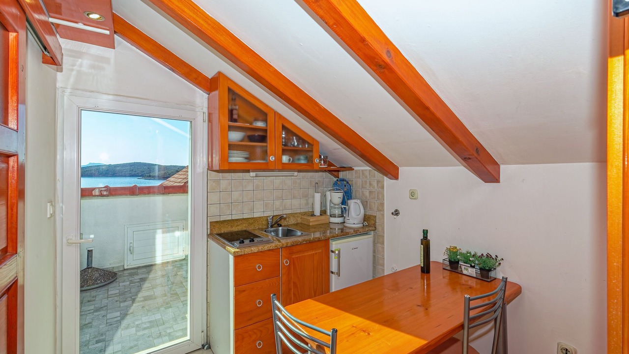 Photo of Kitchen in Cove Tri Zala (Zrnovo)