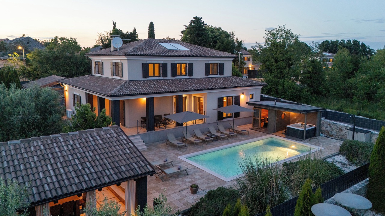 Photo of Outdoor in Jursici