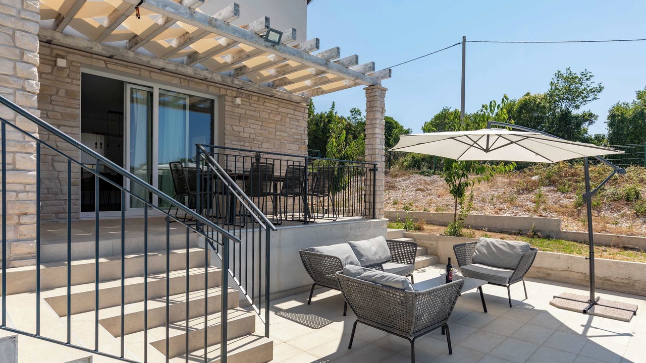 Photo of Patio Balcony in Diminici