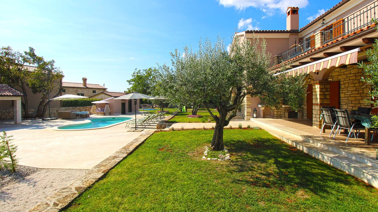 Photo of Outdoor in Vosteni