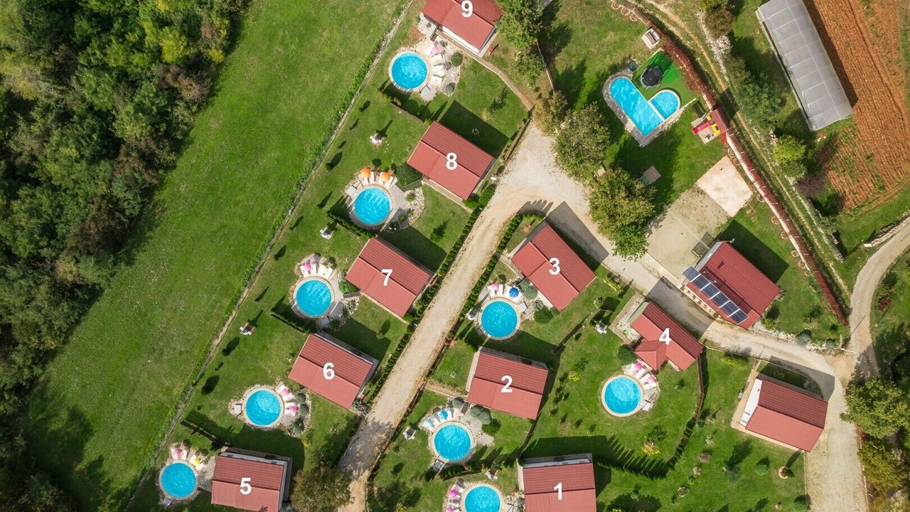 Photo of Outdoor in Tinjan