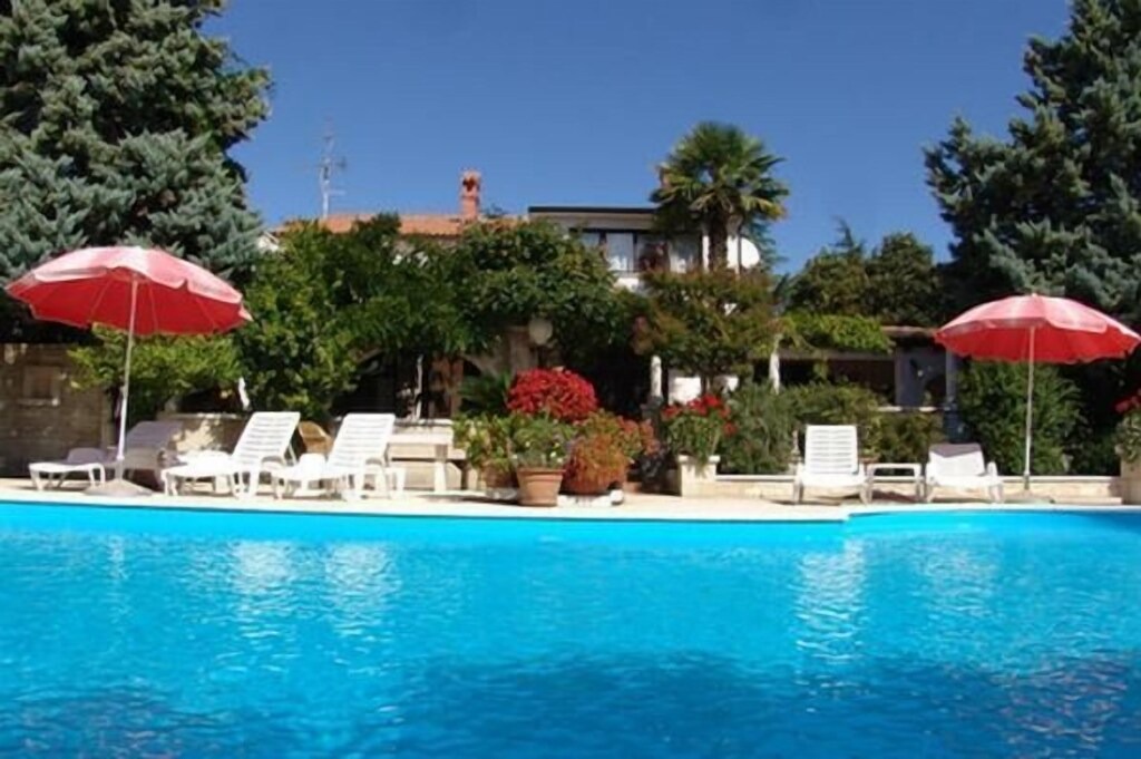 Photo of Outdoor in Buici