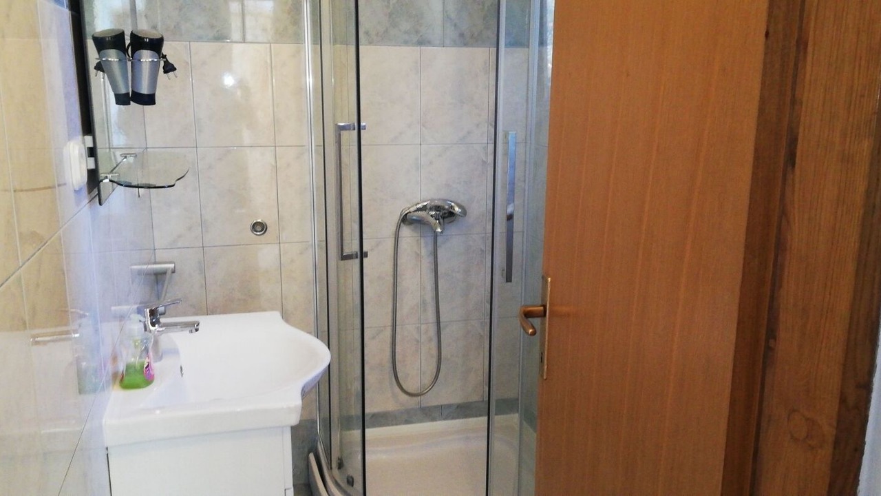 Photo of Bathroom in Vir