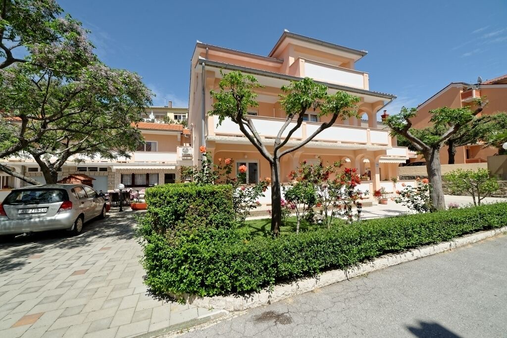 Photo of Outdoor in Palit