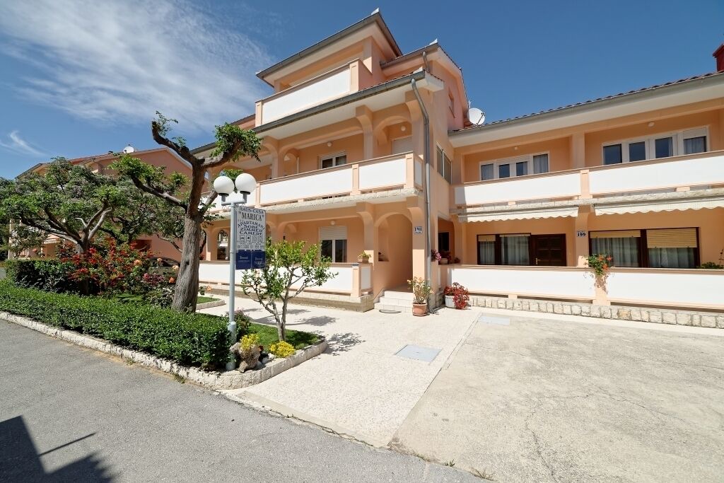 Photo of Outdoor in Palit