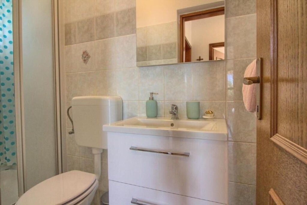 Photo of Bathroom in Sisan