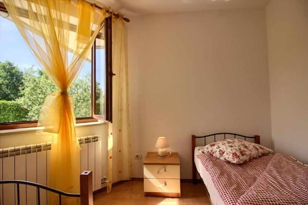 Photo of Bedroom in Sisan