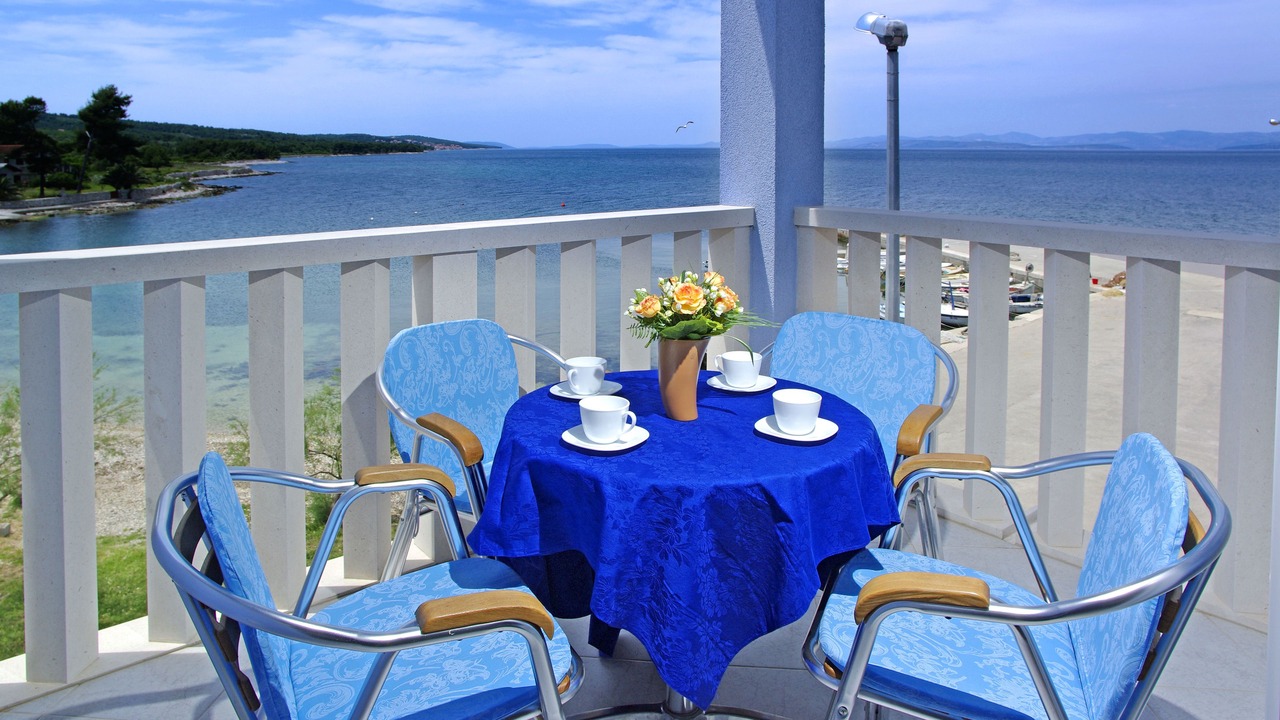 Photo of Patio Balcony in Mirce