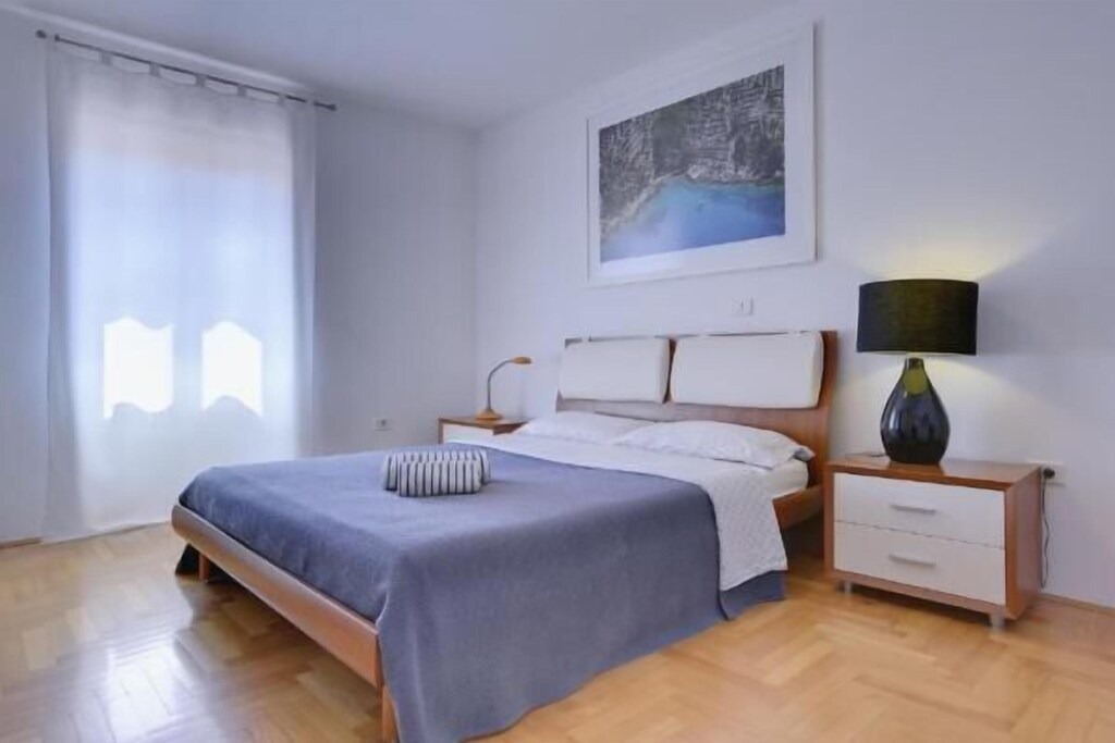 Photo of Bedroom in Sisan