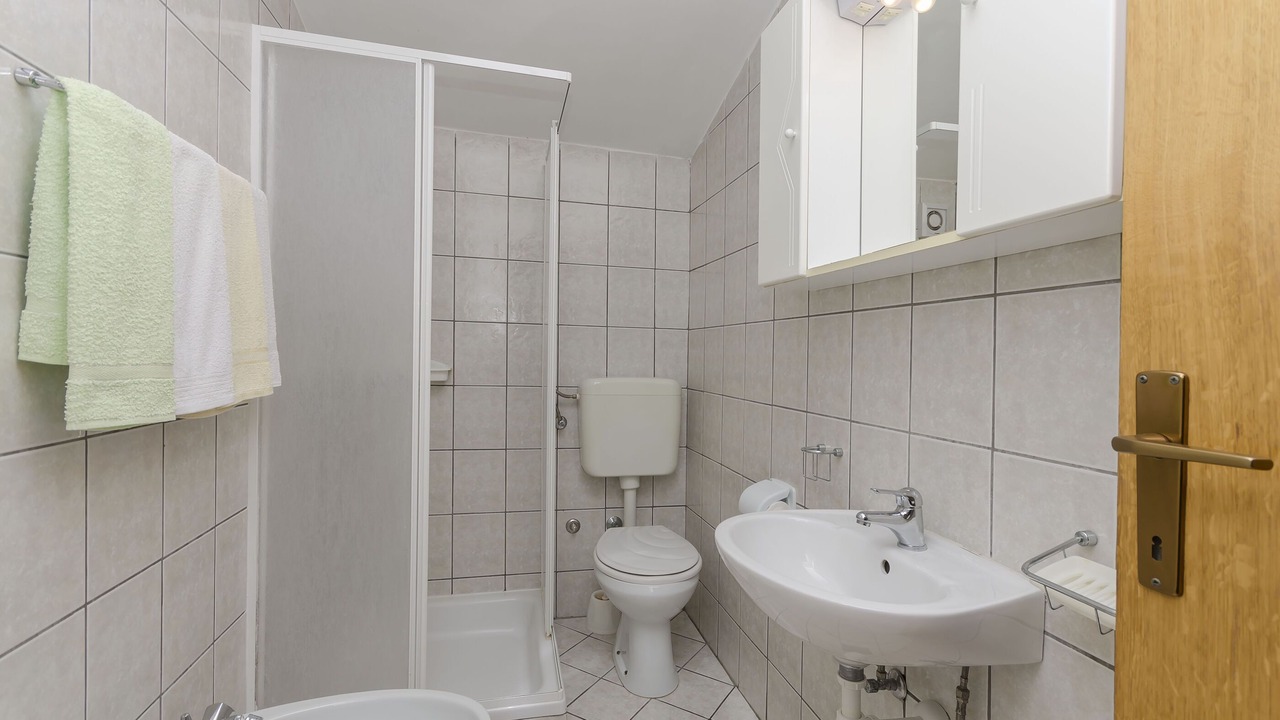 Photo of Bathroom in Srima