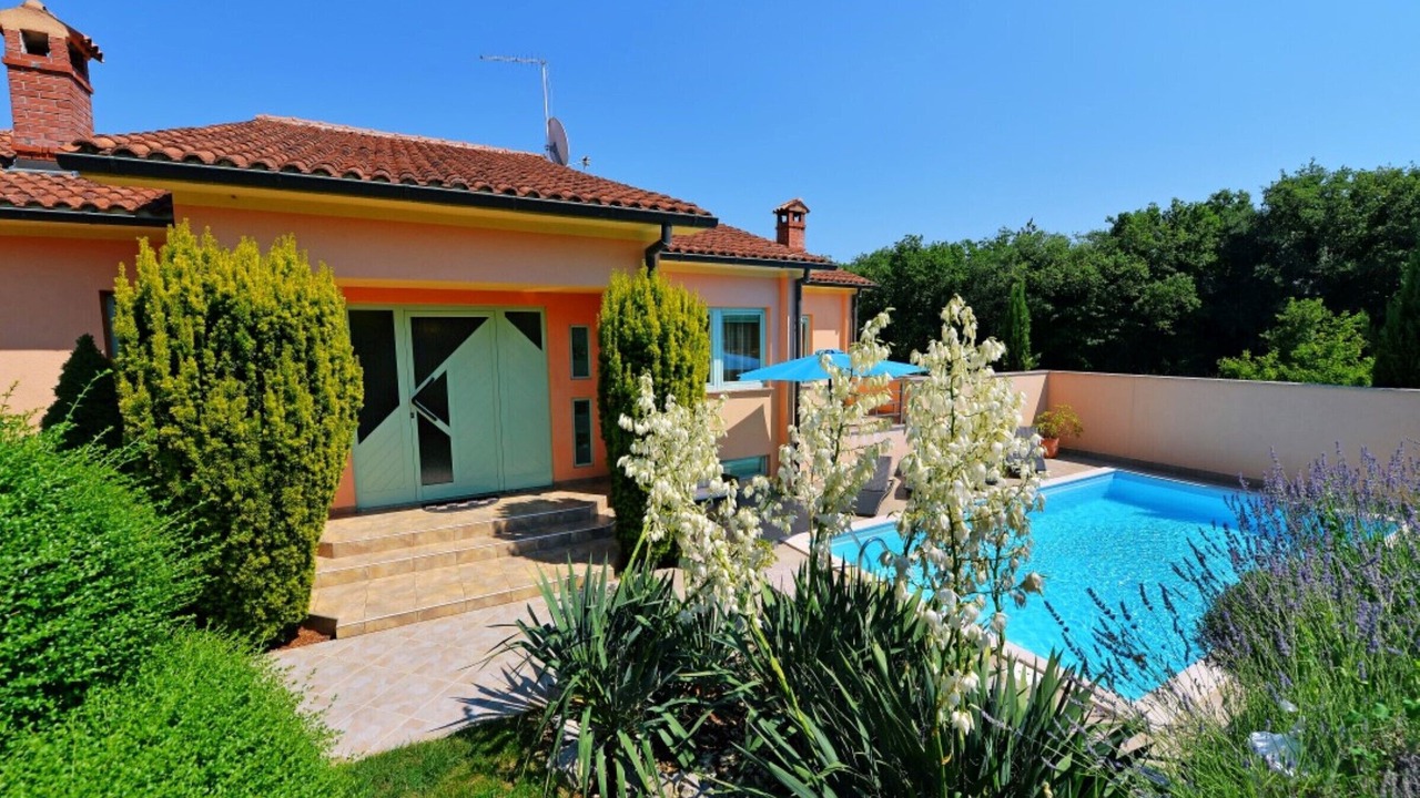 Photo of Outdoor in Kapelica