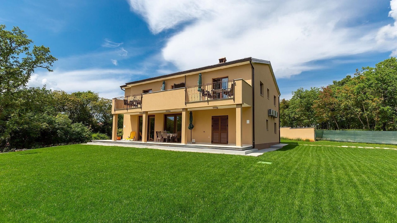 Photo of Outdoor in Mugeba