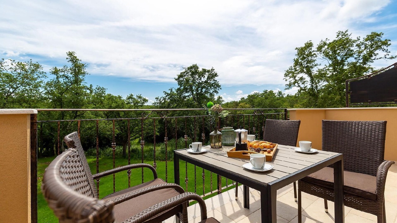 Photo of Outdoor in Mugeba