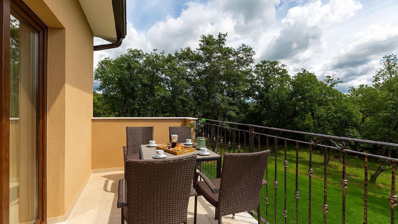 Photo of Outdoor in Mugeba