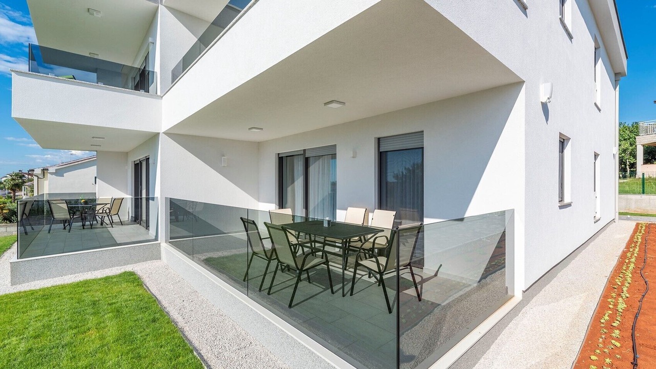 Photo of Outdoor in Gulici