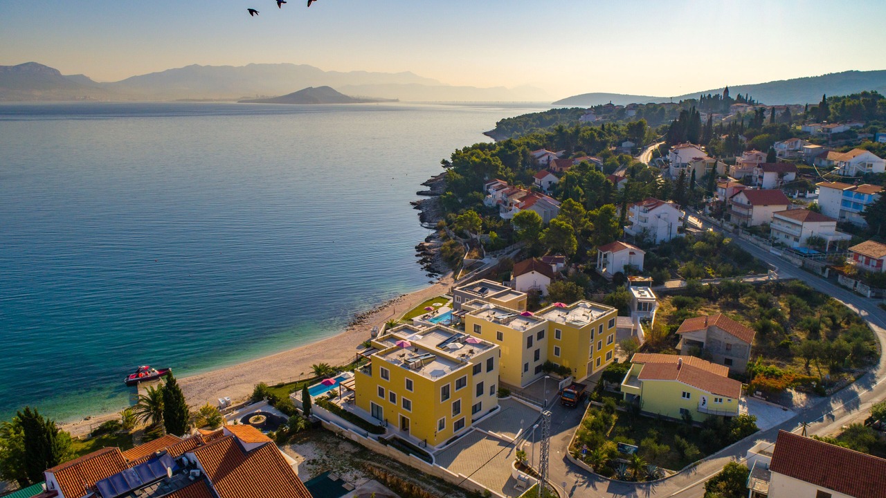 Photo of Outdoor in Slatine