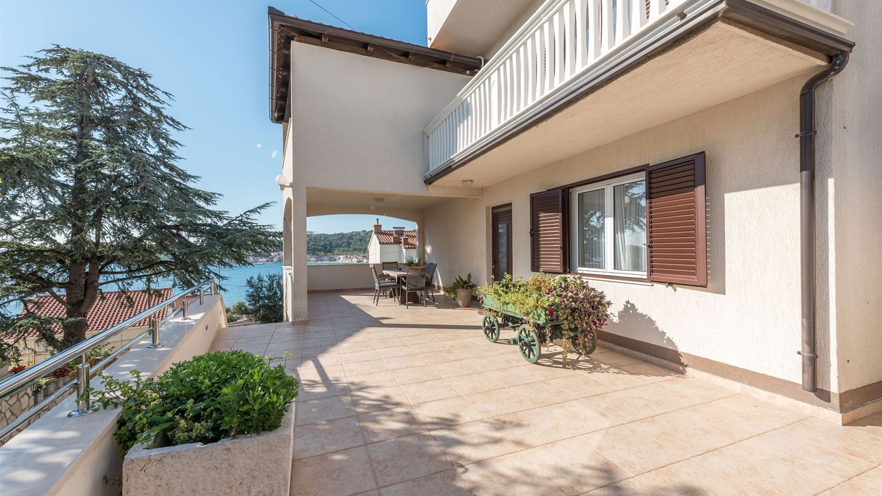 Photo of Patio Balcony in Tijesno