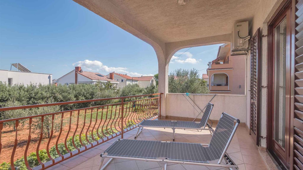 Photo of Outdoor in Porat