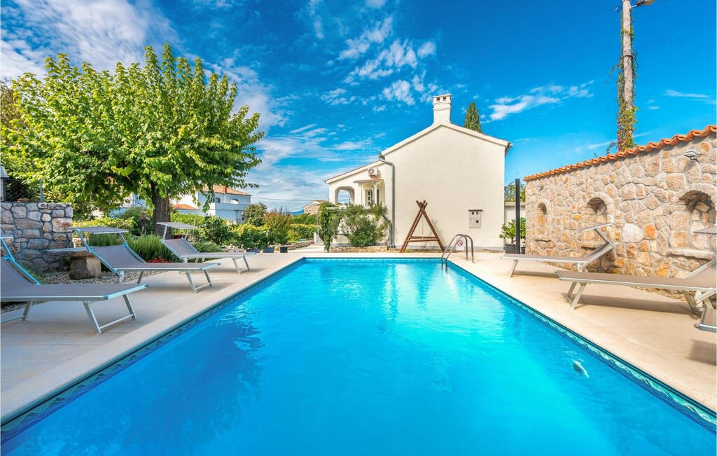 Photo of Outdoor in Rasopasno