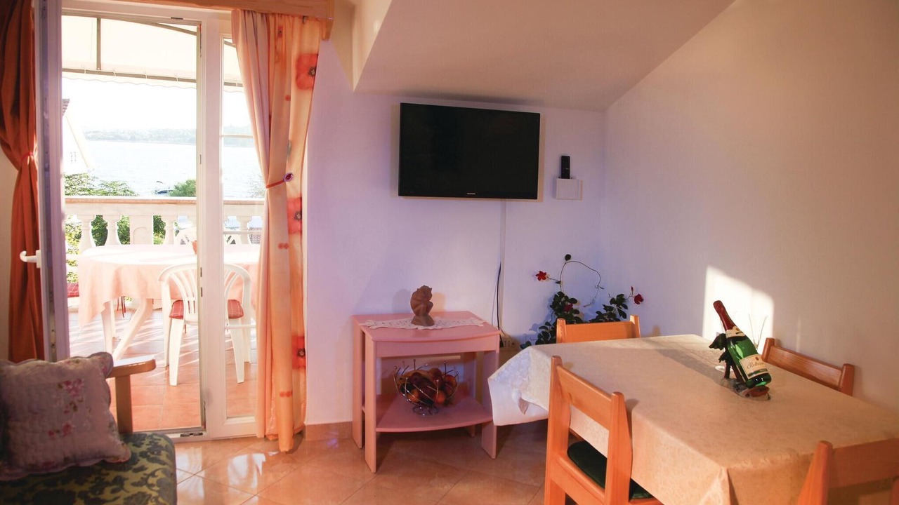 Photo of Bedroom in Srima