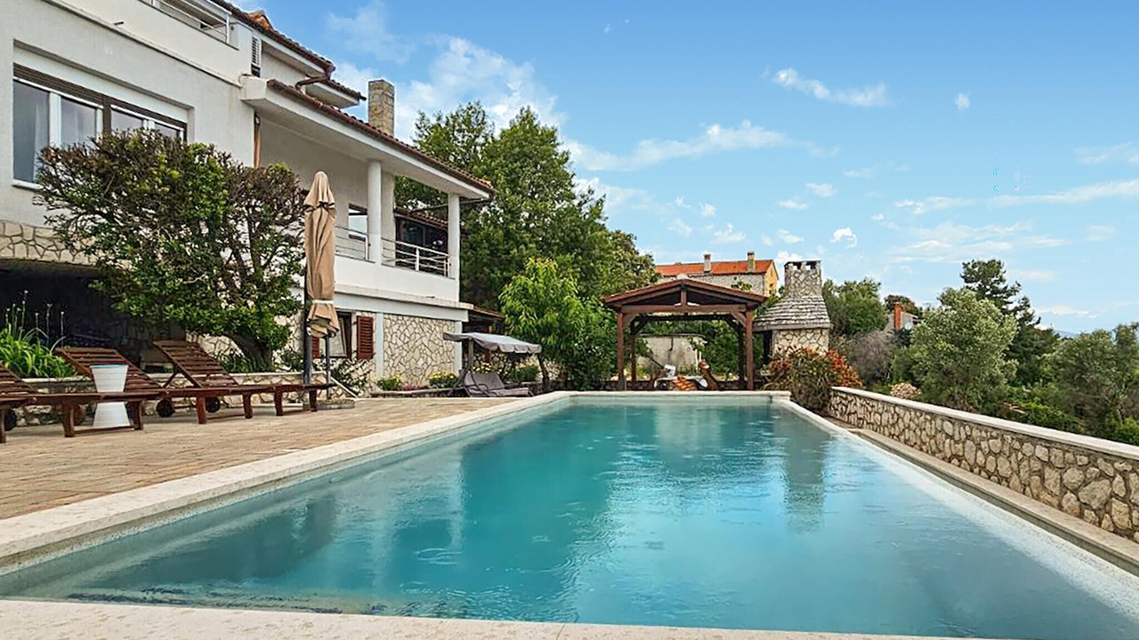 Photo of Outdoor in Ravni