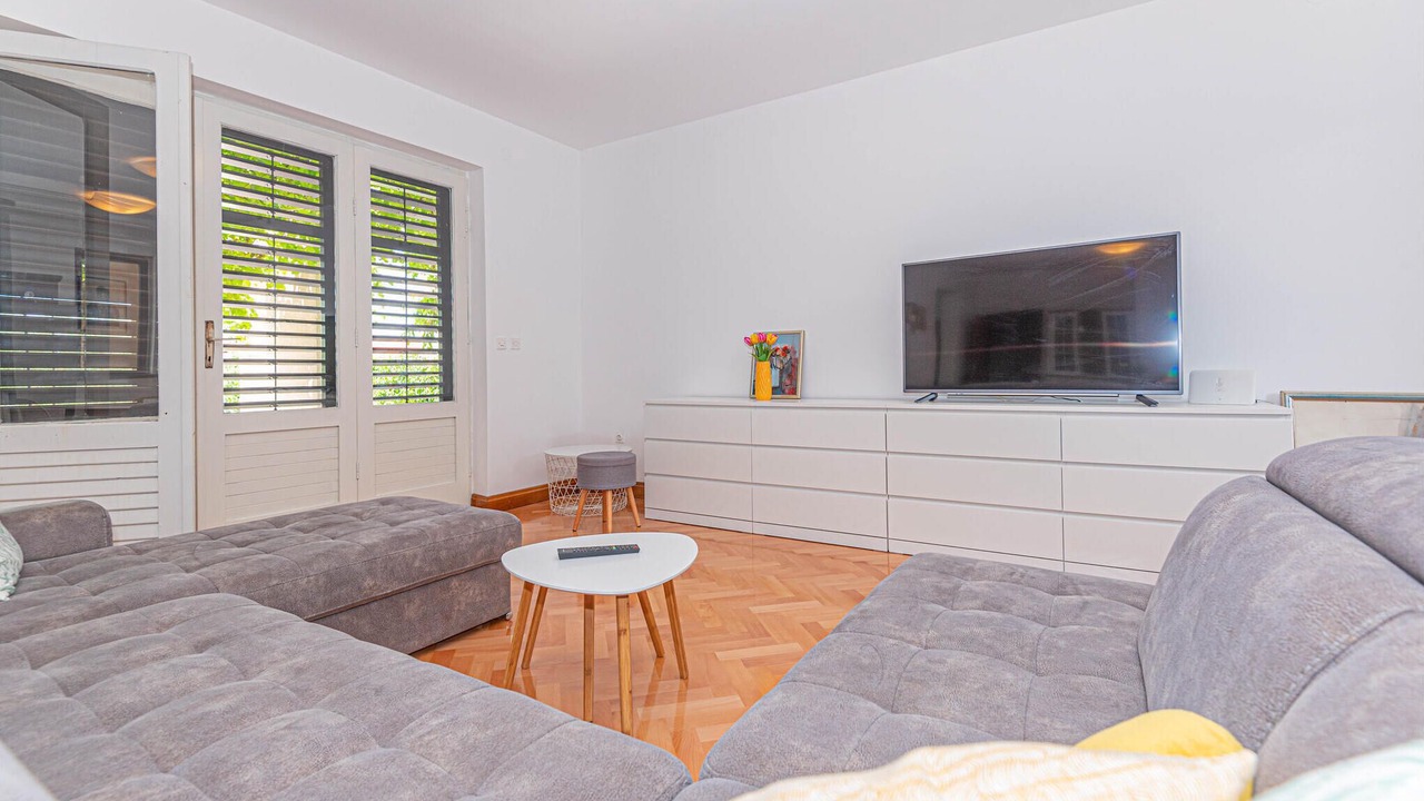 Photo of Bedroom in Tribunj