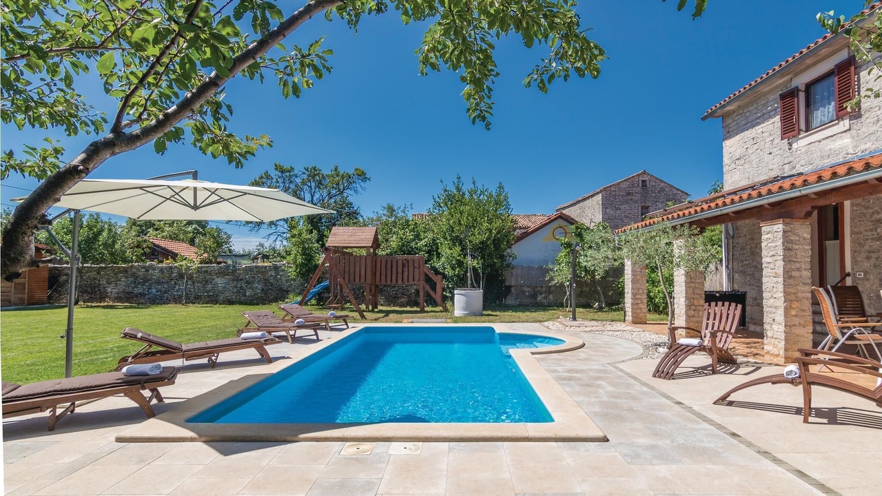Photo of Outdoor in Cabrunici