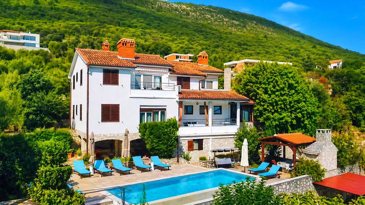 Photo of Outdoor in Ravni