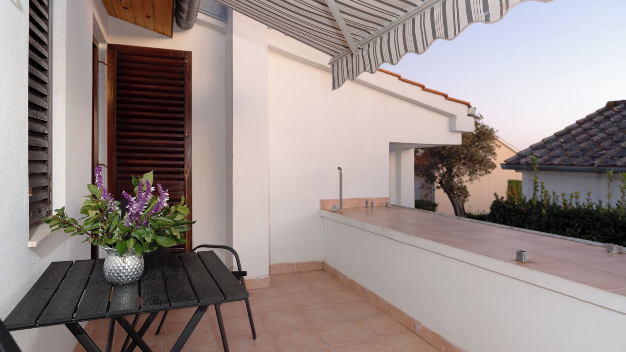 Photo of Outdoor in Petrcane