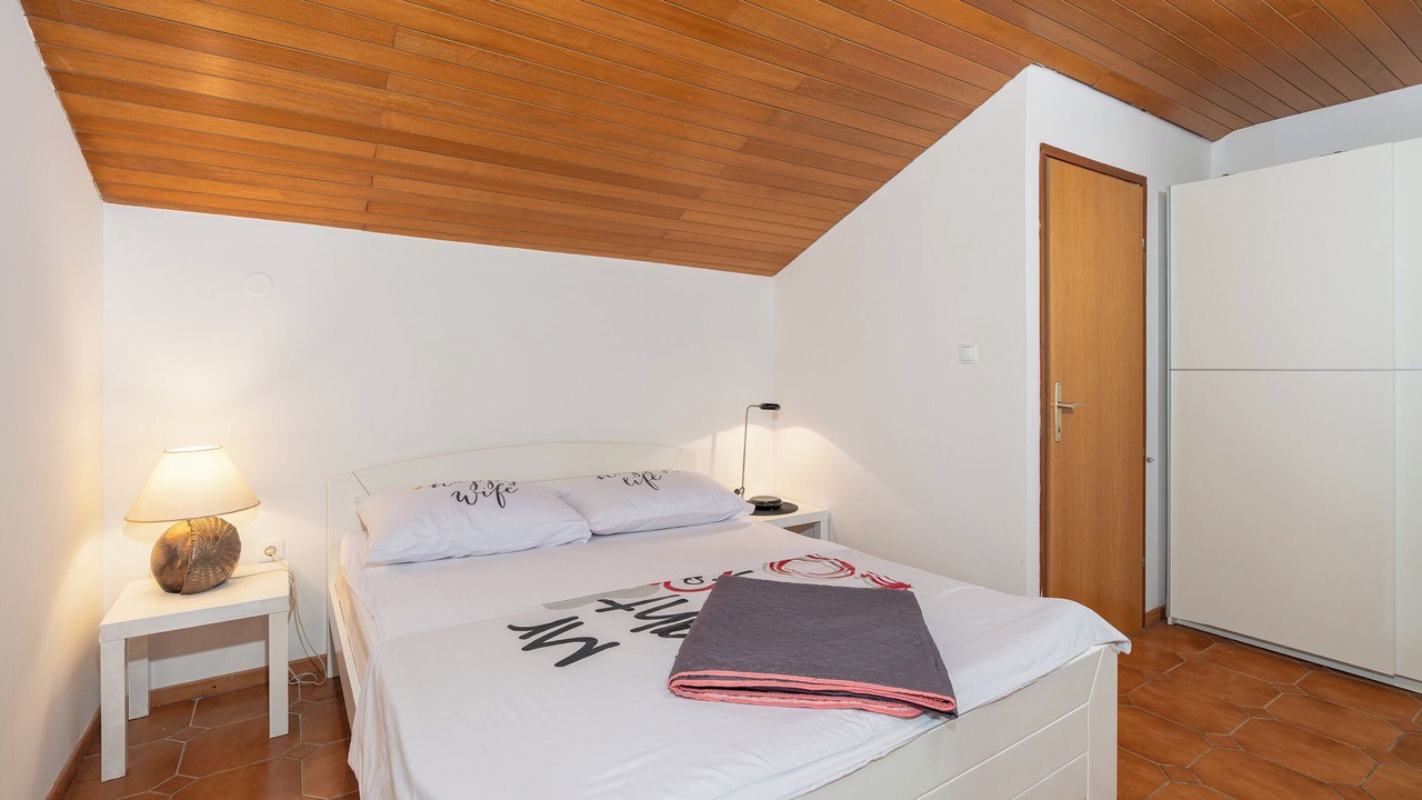 Photo of Bedroom in Petrcane
