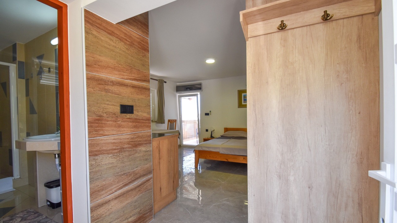 Photo of Bedroom in Banjol