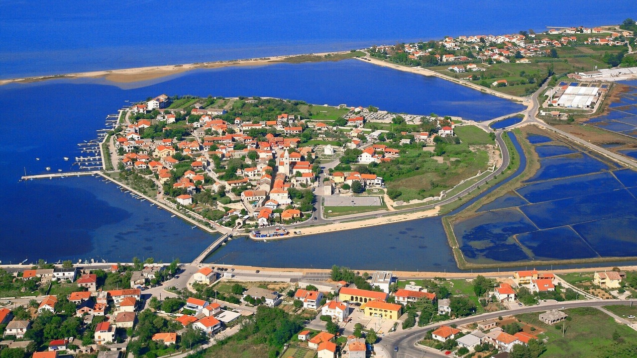 Photo of Outdoor in Nin